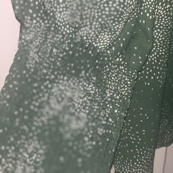 East Adeline Green NWT Top 1X - Picture 4 of 5